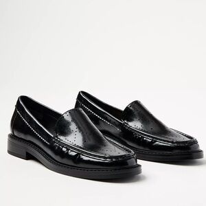 BRAND NEW Perforated Loafers in Black Size 7M